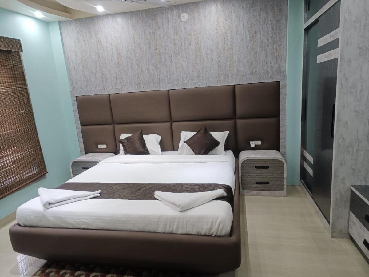 Green Heaven Shree Hotel